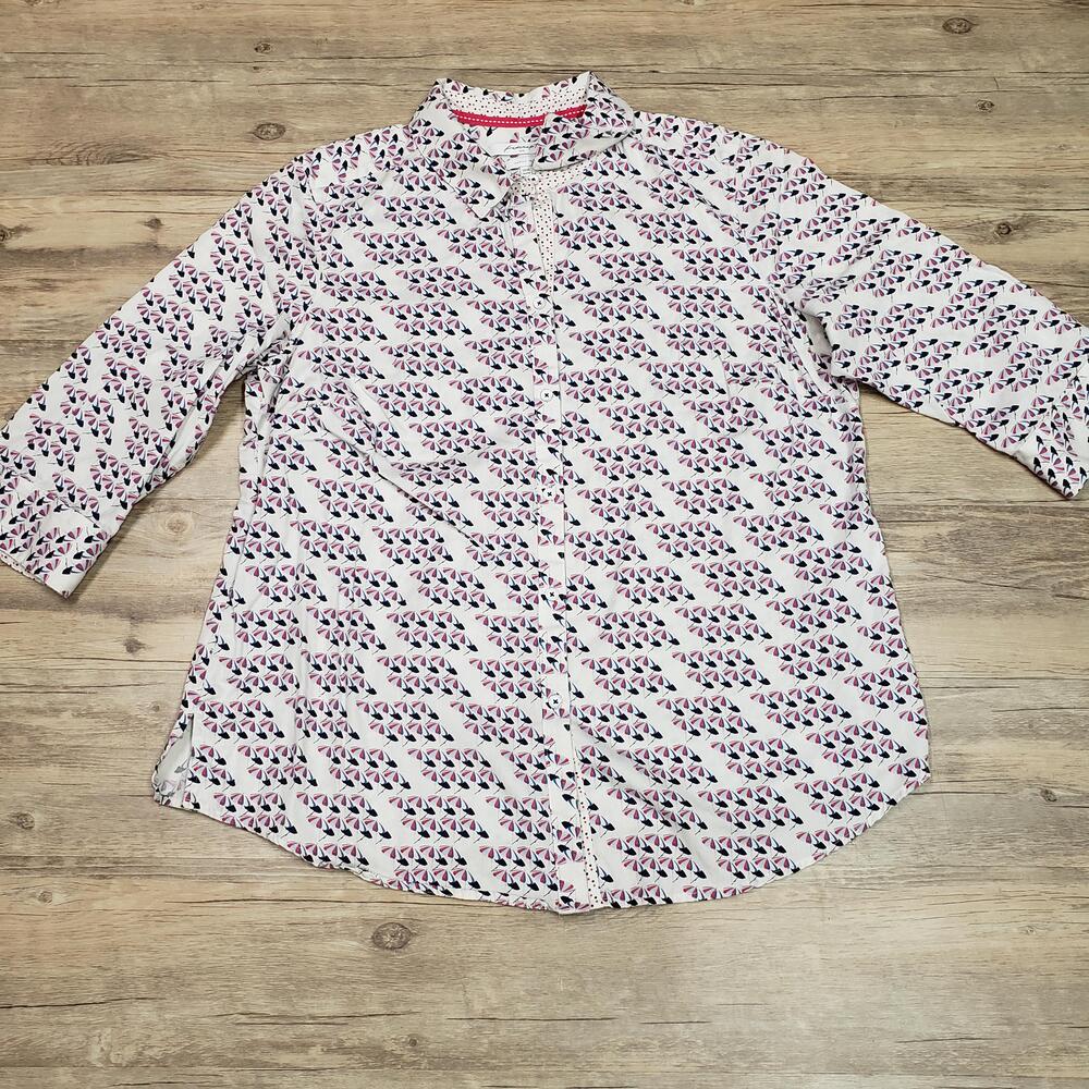 Foxcroft Shirt Womens 14W White Umbrella Print Non-Iron 3/4 Sleeve Tunic